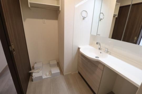 �y���̑��z�@�������ʉ��ϑ�