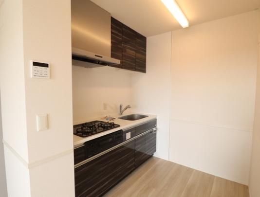 �y���̑��z�@302�@�L�b�`��