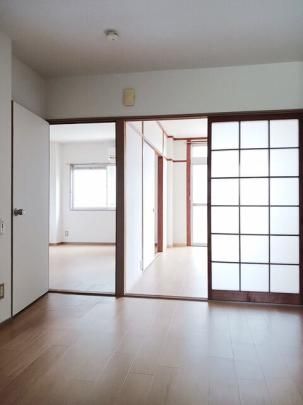 �y���̑��z�@���r���O