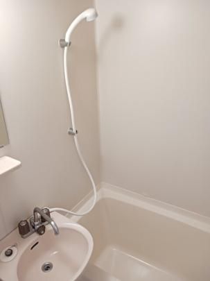 �y���̑��z�@�o�X�^�V�����[