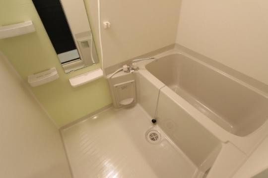 �y���̑��z�@�o�X�^�V�����[