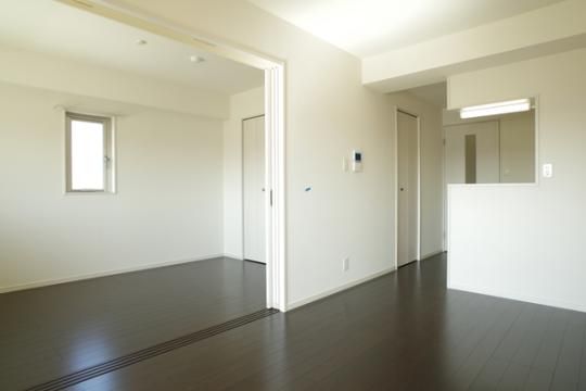 �y���̑��z�@���r���O