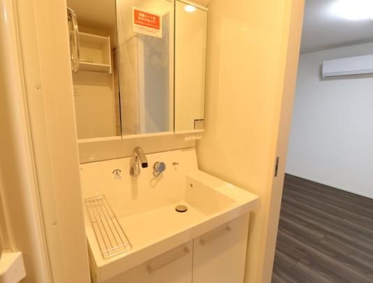 �y���̑��z�@206�@�������ʉ��ϑ�