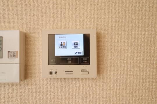 �y���̑��z�@TV�C���^�[�t�H���@105