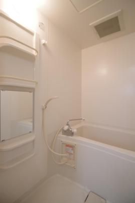 �y���̑��z�@�o�X�^�V�����[