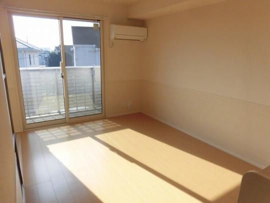 �y���̑��z�@���r���O