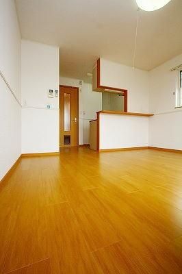 �y���̑��z�@���r���O