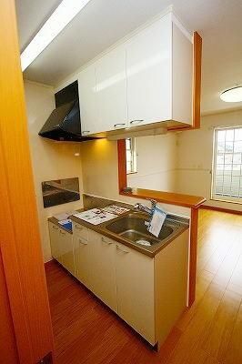 �y���̑��z�@�L�b�`��