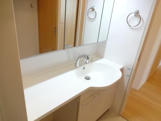 �y���̑��z�@103�@���ʏ�