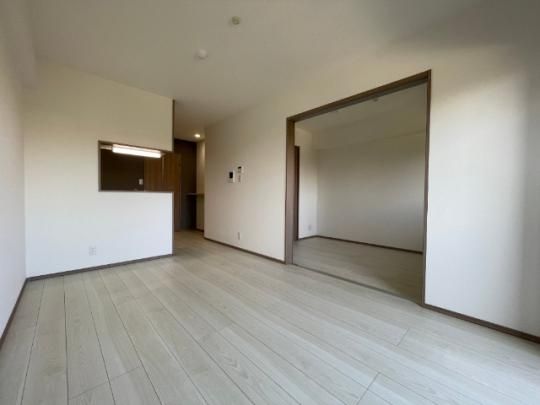 �y���̑��z�@���r���O