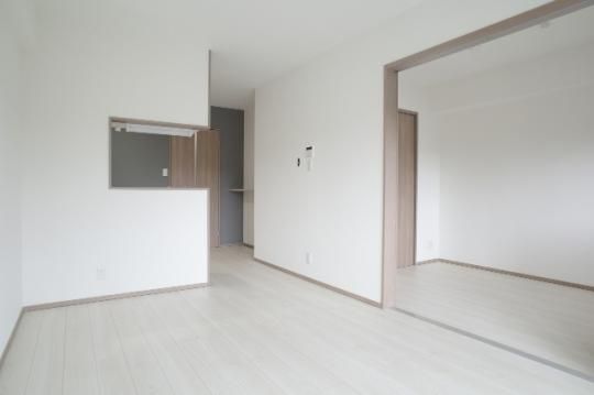 �y���̑��z�@���r���O