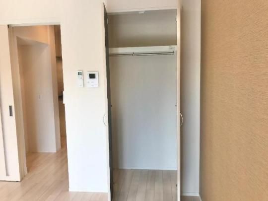 �y���̑��z�@�N���[�[�b�g�i�C���[�W�j