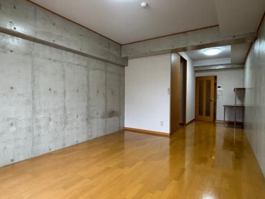 �y���̑��z�@���r���O