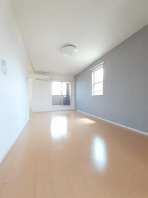 �y���̑��z�@���r���O