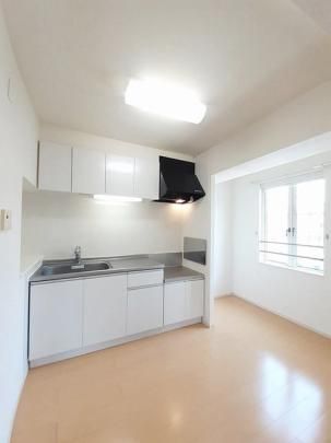 �y���̑��z�@�L�b�`��