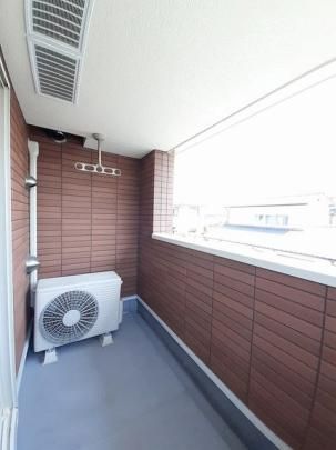 �y���̑��z�@�o���R�j�[