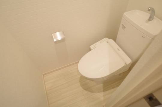 �y���̑��z�@�g�C��