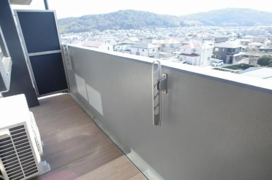 �y���̑��z�@�o���R�j�[