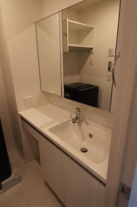 �y���̑��z�@303�@�������ʉ��ϑ�