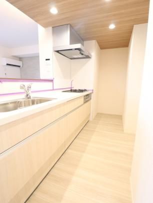 �y���̑��z�@�L�b�`��