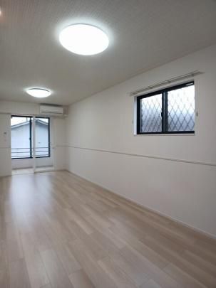 �y���̑��z�@���r���O