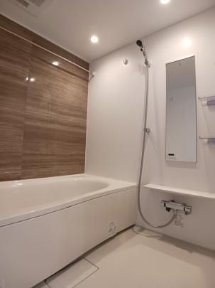 �y���̑��z�@�o�X�^�V�����[