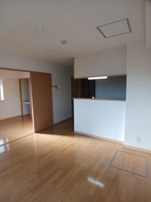 �y���̑��z�@���r���O