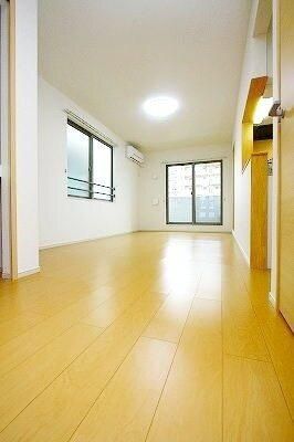 �y���̑��z�@���r���O