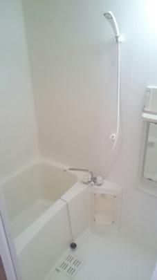 �y���̑��z�@�o�X�^�V�����[