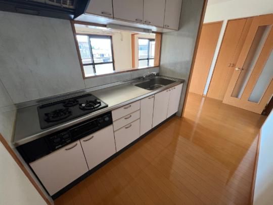 �y���̑��z�@�L�b�`��