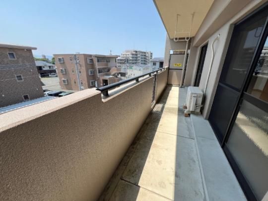 �y���̑��z�@�o���R�j�[