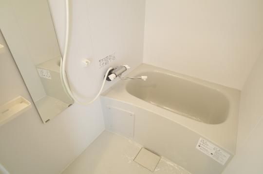 �y���̑��z�@�o�X�^�V�����[