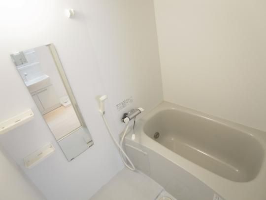 �y���̑��z�@�o�X�^�V�����[