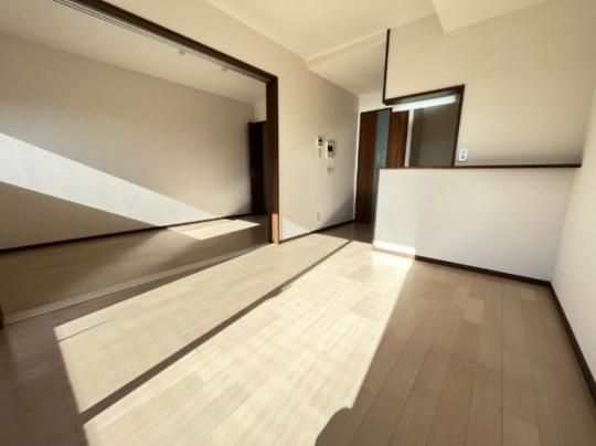 �y���̑��z�@���r���O