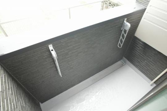 �y���̑��z�@�o���R�j�[