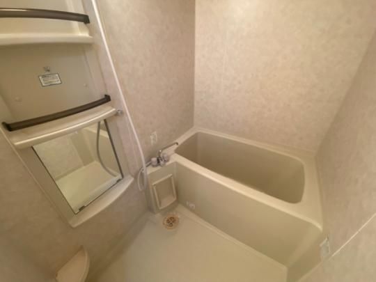 �y���̑��z�@�o�X�^�V�����[