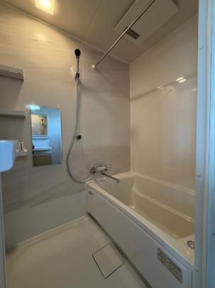 �y���̑��z�@�o�X�^�V�����[