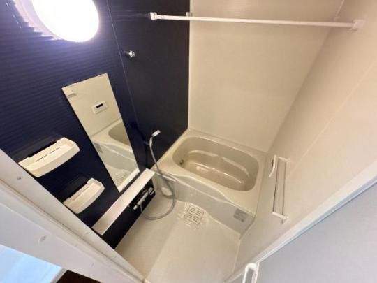 �y���̑��z�@�o�X�^�V�����[