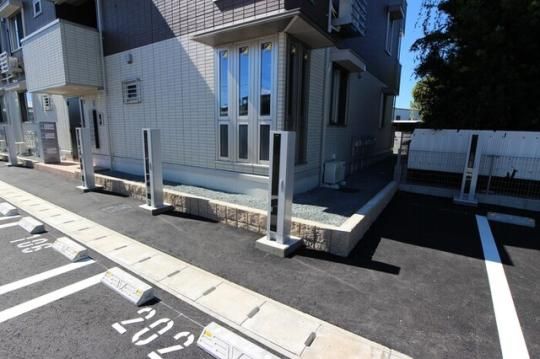 �y�����O�ρz�@EV�i�d�C�����ԗp�j�R���Z���g�����ԏ�