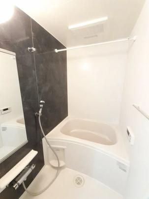 �y���̑��z�@�o�X�^�V�����[