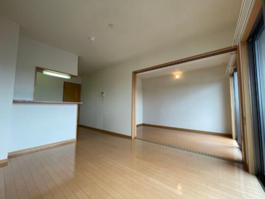 �y���̑��z�@���r���O