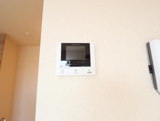 �y���̑��z�@302�@TV���j�^�[�z��
