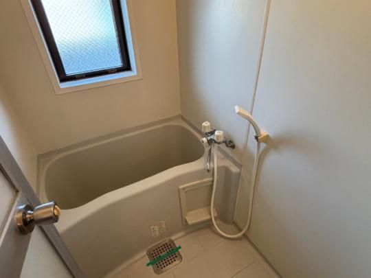 �y���̑��z�@�o�X�^�V�����[