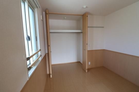 �y���̑��z�@205�@�N���[�[�b�g