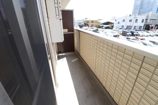 �y���̑��z�@205�@�o���R�j�[