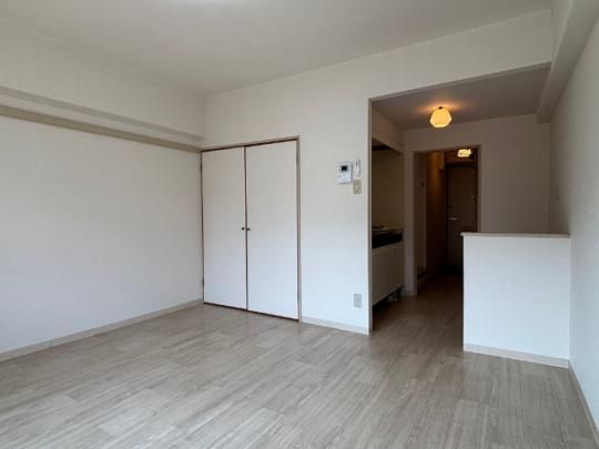 �y���̑��z�@���r���O