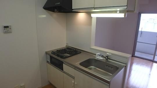 �y���̑��z�@�L�b�`��