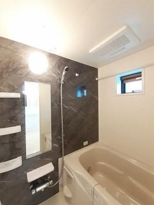 �y���̑��z�@�o�X�^�V�����[