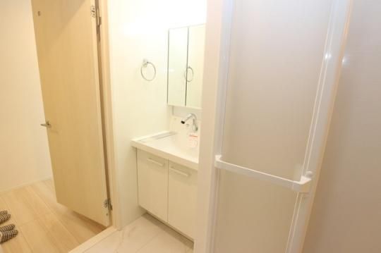 �y���̑��z�@A303�@���ʉ��ϑ�