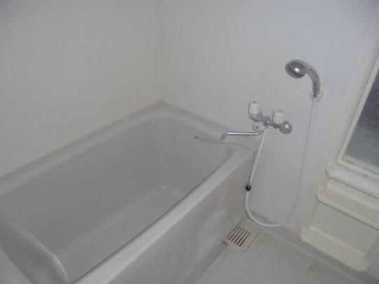 �y���̑��z�@�o�X�^�V�����[